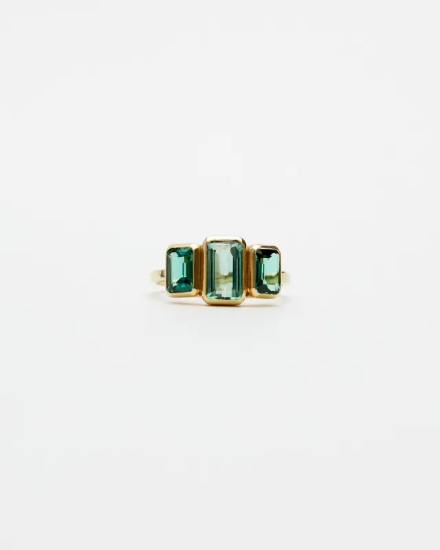 Кольцо с тремя турмалинами