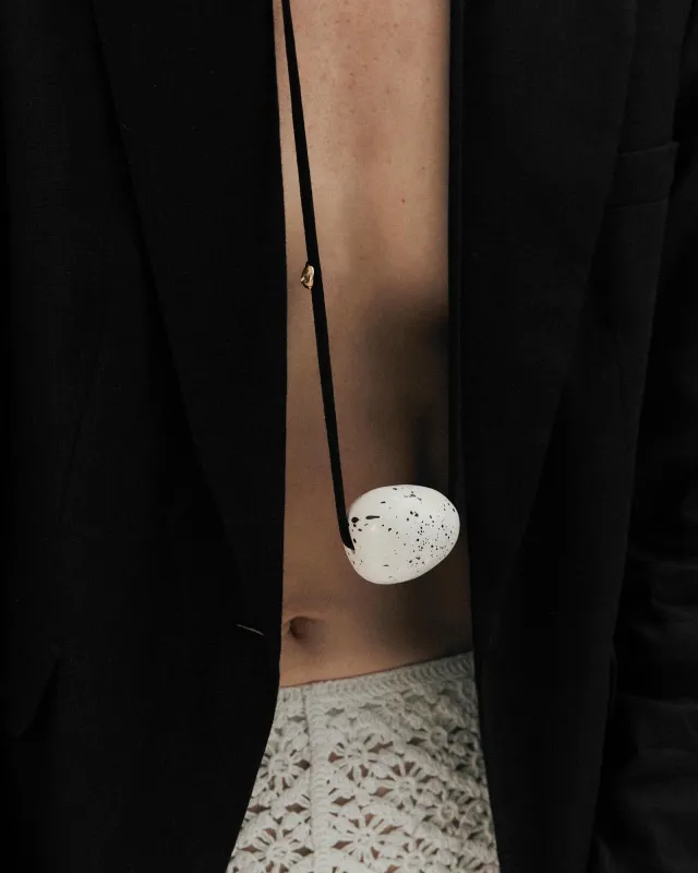 Ожерелье-шнурок Pebble