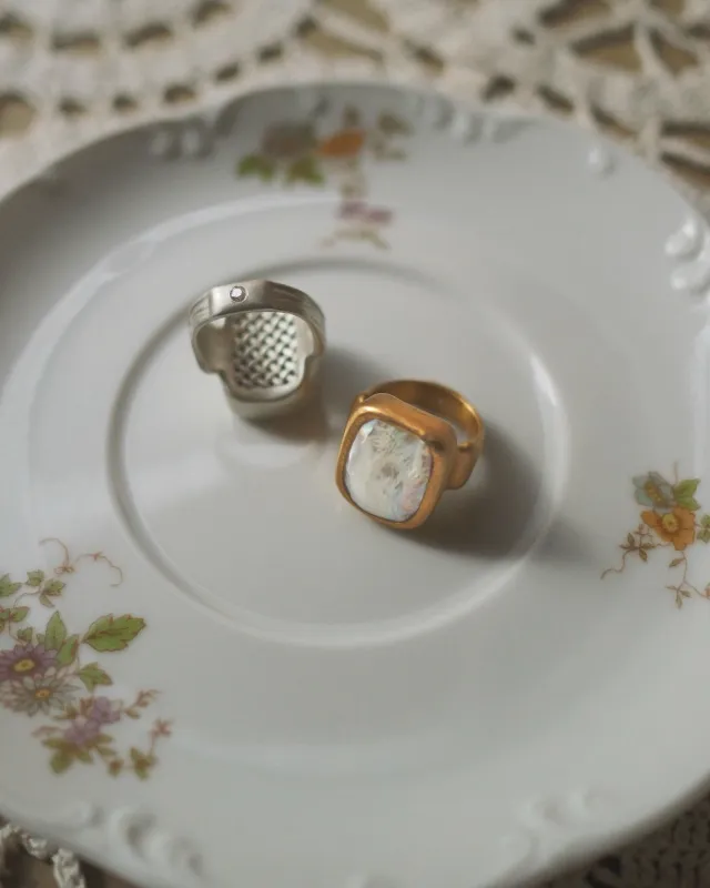 Кольцо Нега