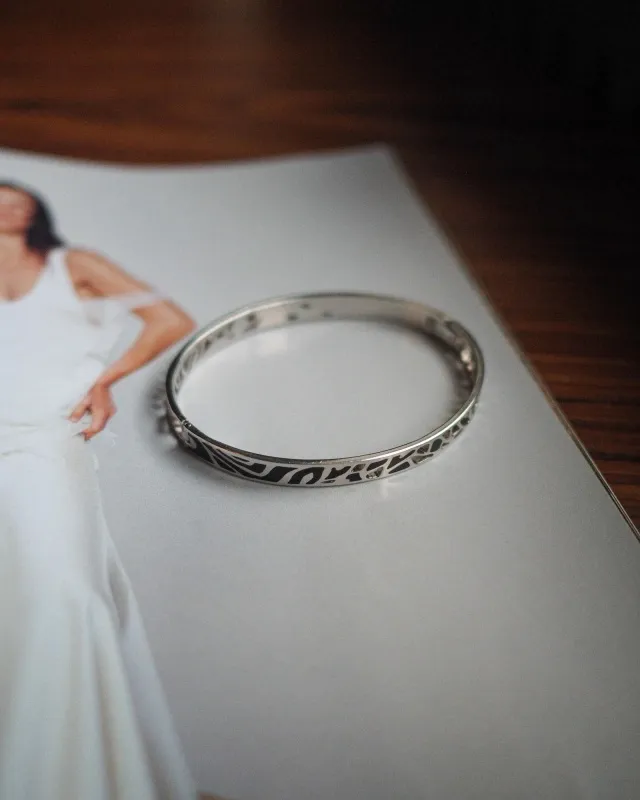 Браслет Changes жесткий